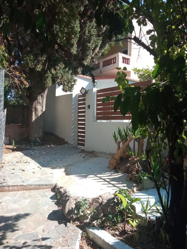 Utopia Suites 3 Aegina Exteriör bild